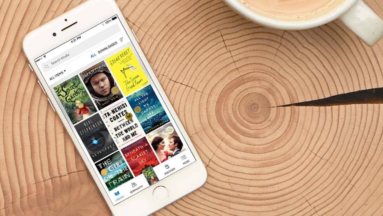 在智能手机上显示的亚马逊Kindle商店