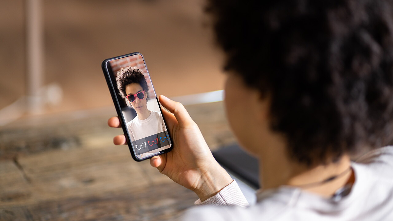 Amazon Try and Buy feature for makeup and sunglasses