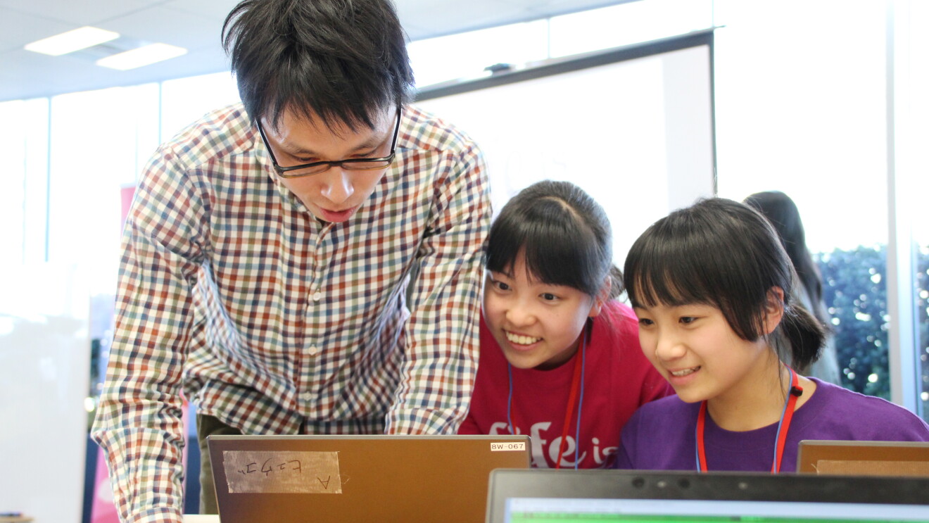 学ぶ楽しさを知るプログラミングキャンプ
