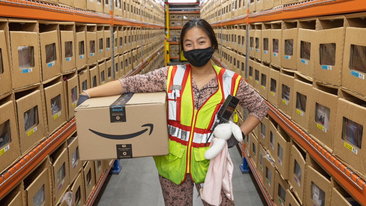 Associate wearing her PJs for Amazon Goes Gold