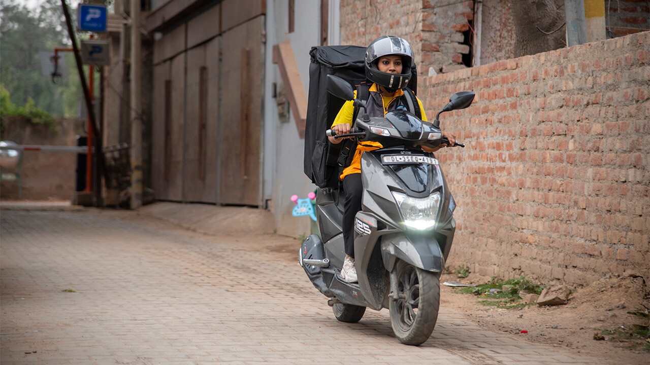 Amazon’s Delivery Associates