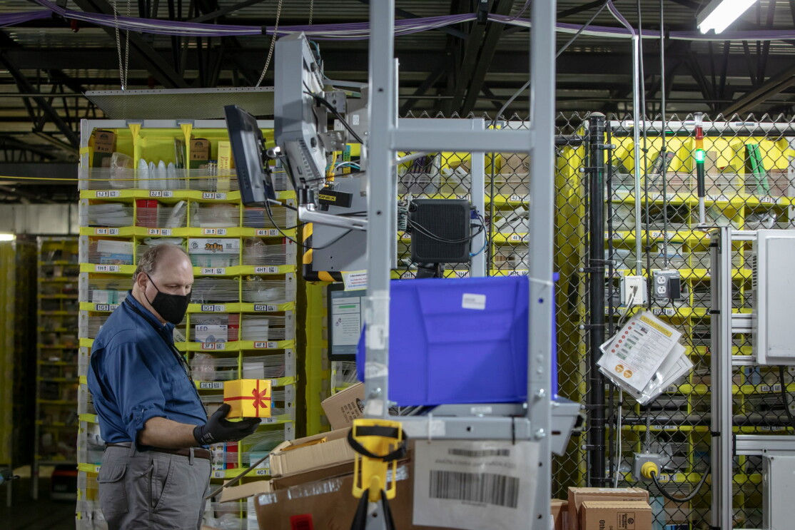 Amazon employee and his grand daughter as she battles with cancer