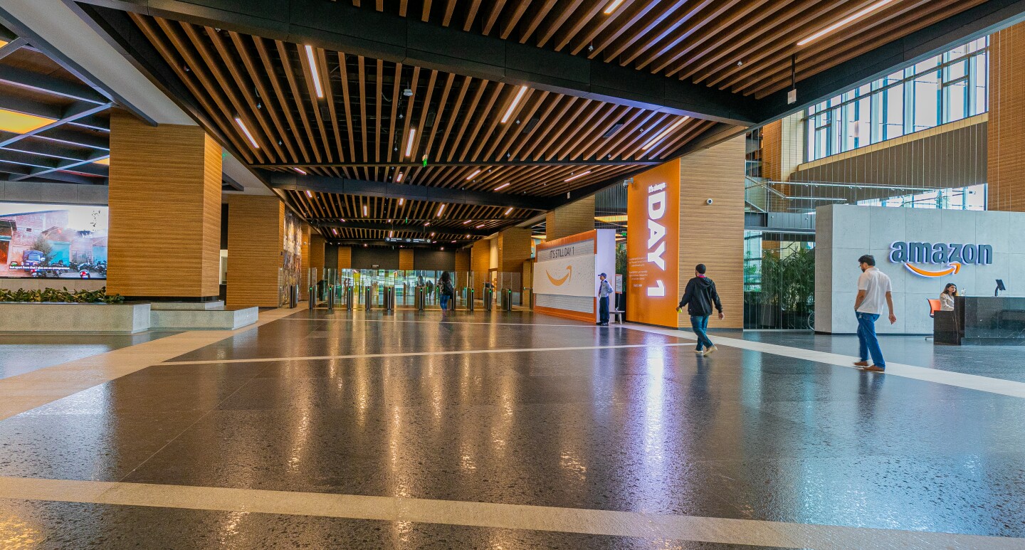 Amazon Corporate Offices In India New Office Spaces Workplaces About Amazon India Amazon Corporate Offices In India New Office Spaces Workplaces About Amazon India