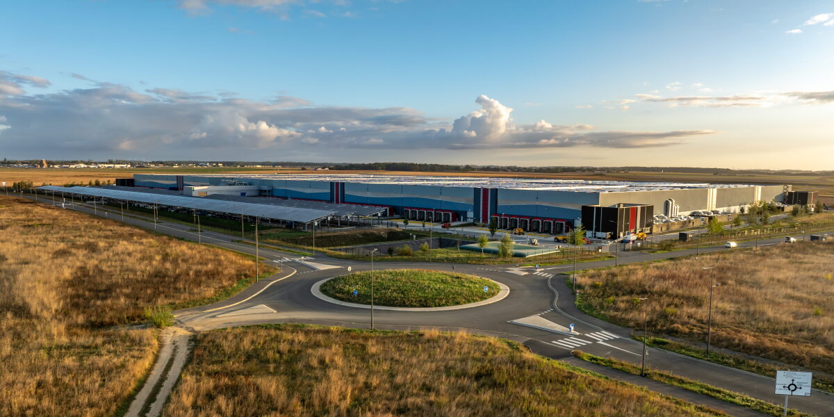 Recompense Quotes Amazon inaugure son 10e centre de distribution en France à Beauvais ...