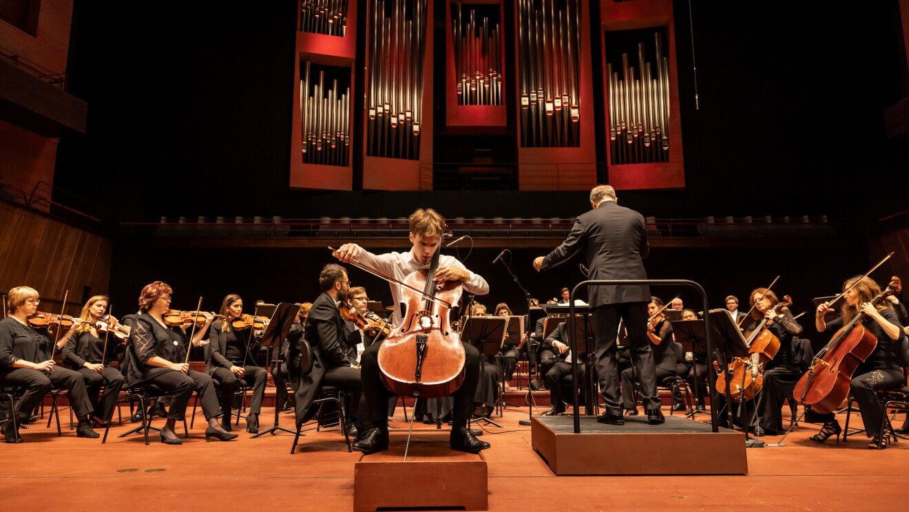 Young musical talent in Luxembourg receiving musical competition prize 