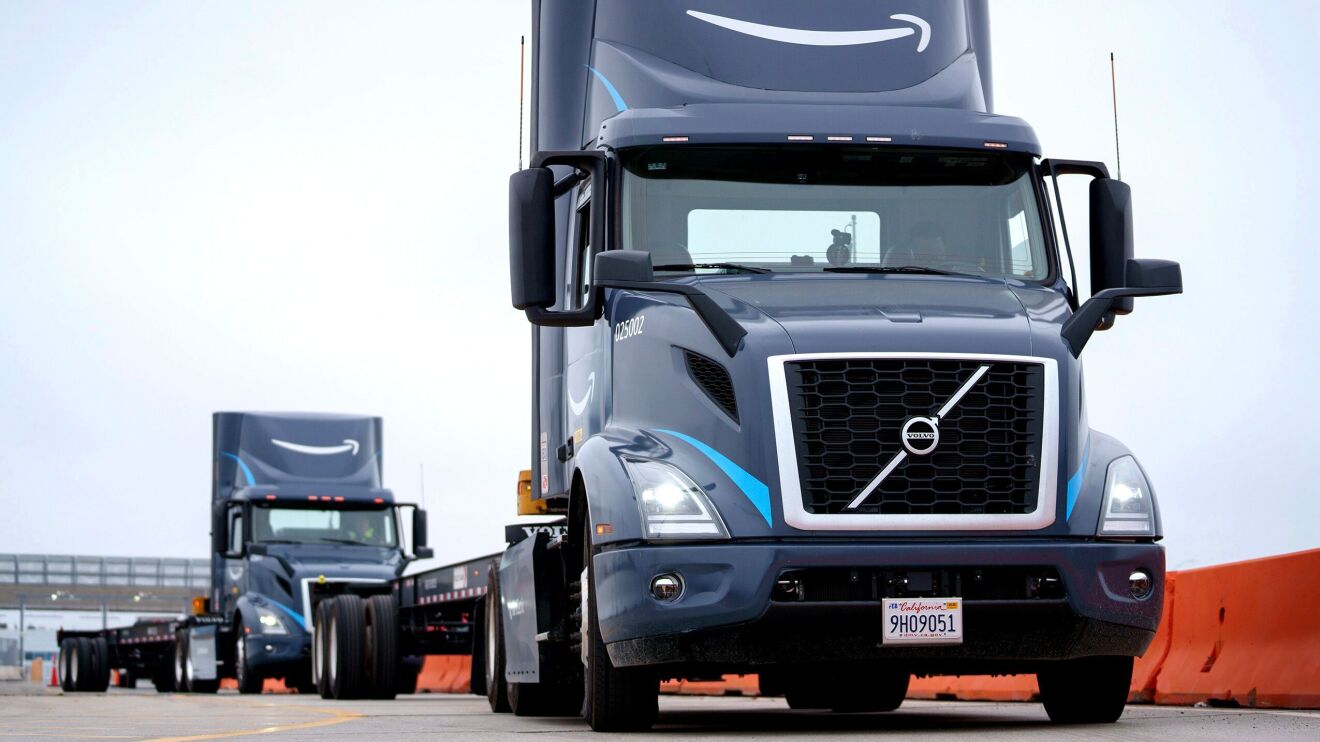 An image of Amazon's heavy-duty electric truck.