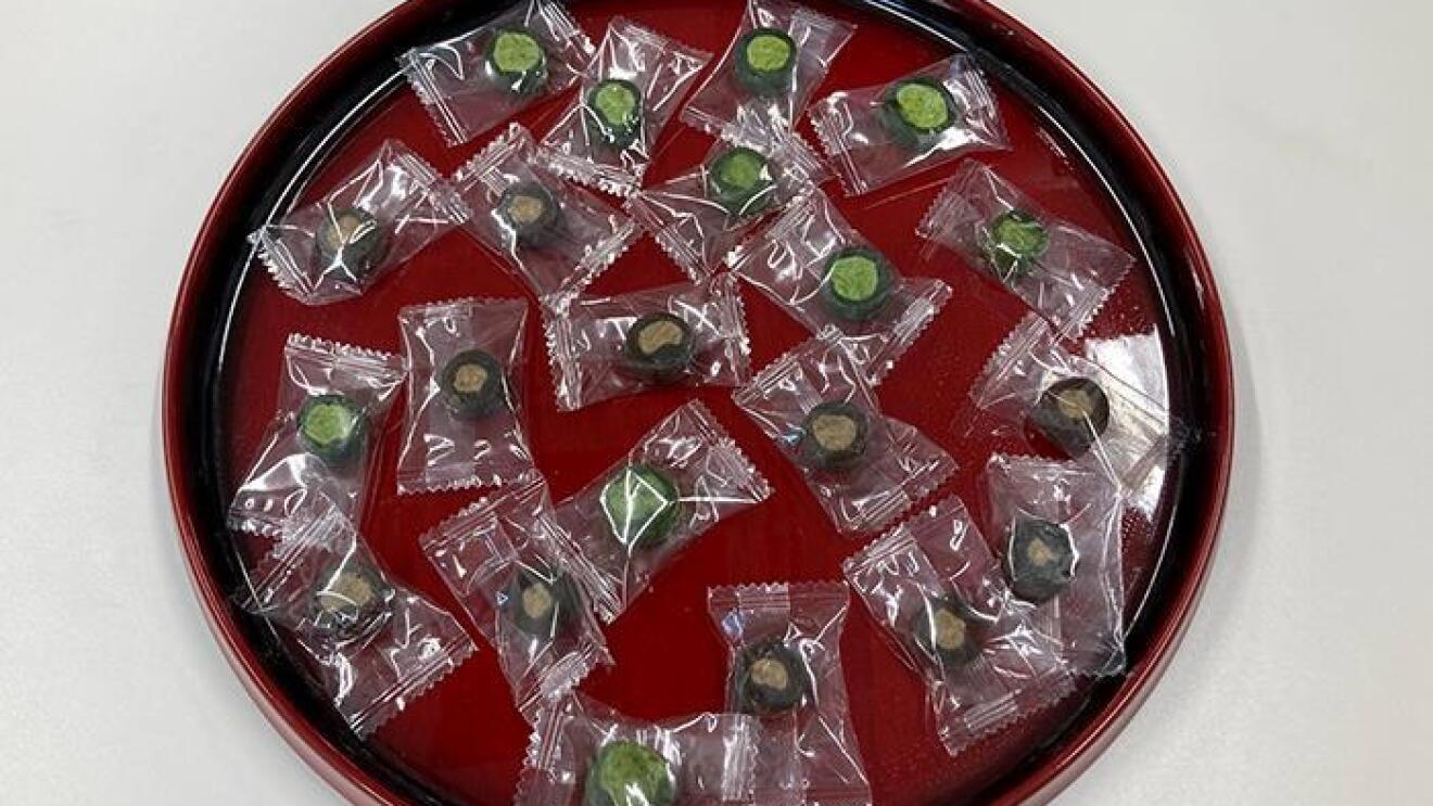 地域の特産品を活用した「抹茶あめ」で熱中症を防ぐ