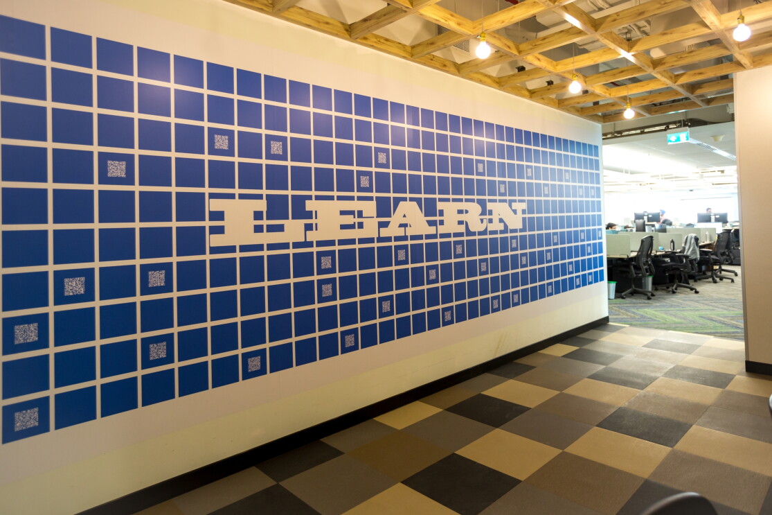 Walls of Amazon India