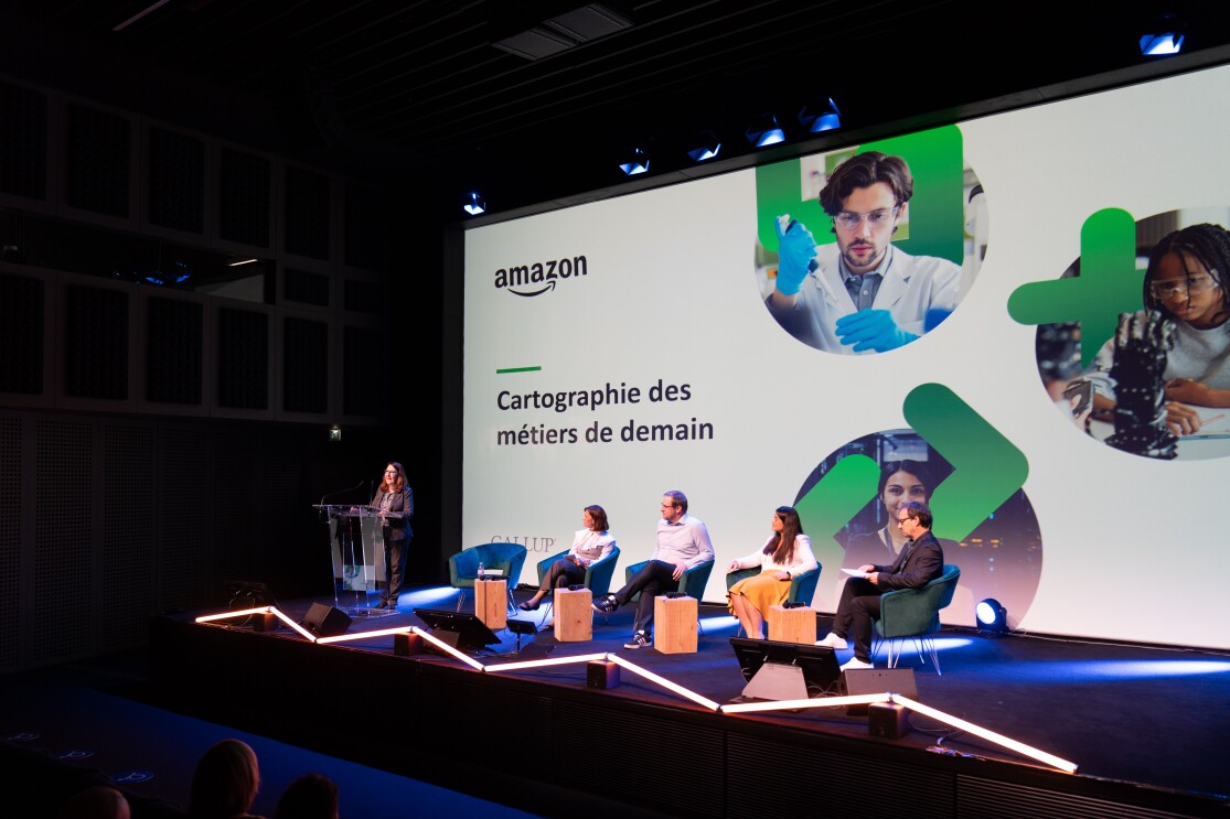 Présentation des résultats de l 'étude Gallup lors du Career Day Amazon