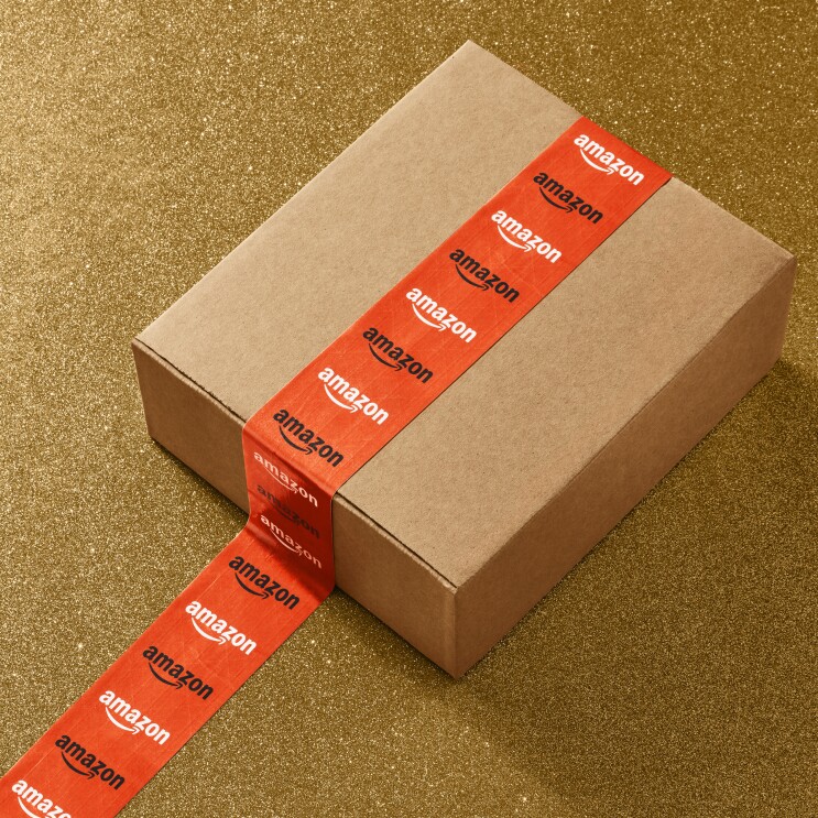 Amazon Black Friday 2023 Box with tape