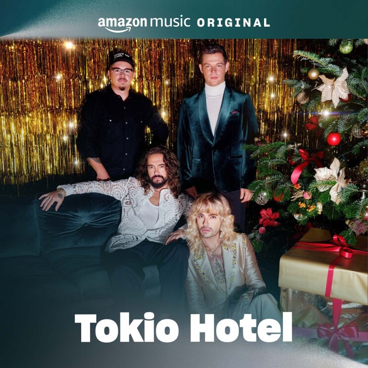 Tokio Hotel's album cover. It shows the four band members posing for a photo in a room decorated for the holidays. It includes a christmas tree, gifts, and a gold background.