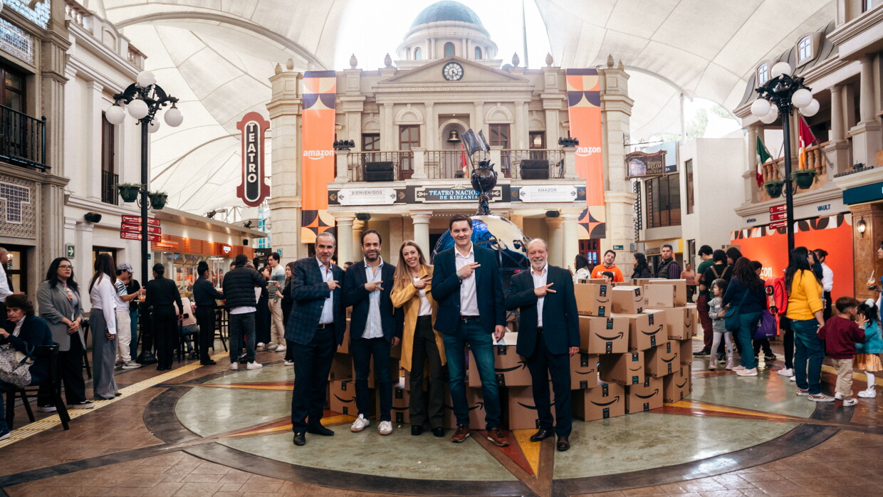Inauguración de Amazon en Kidzania. 