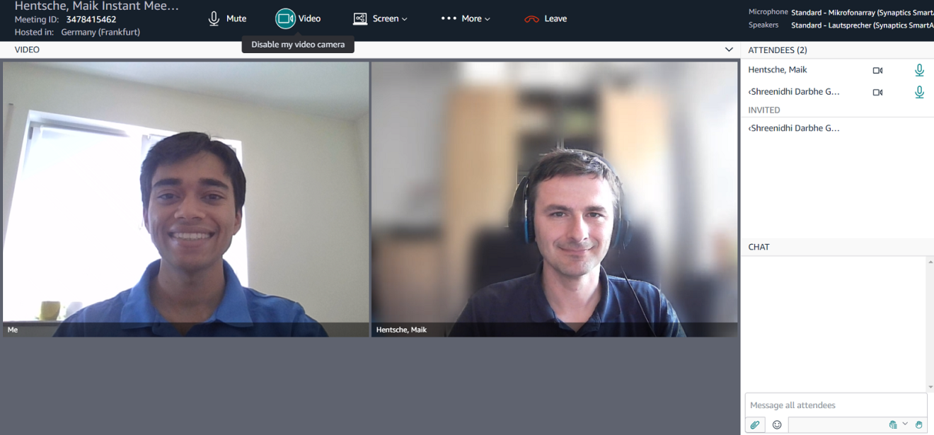 Mentee Shreenidhi Darbhe Ganesha und Mentor Maik Hentsche, Manager in der Softwareentwicklung bei Amazon, während eines Chime-Meetings.