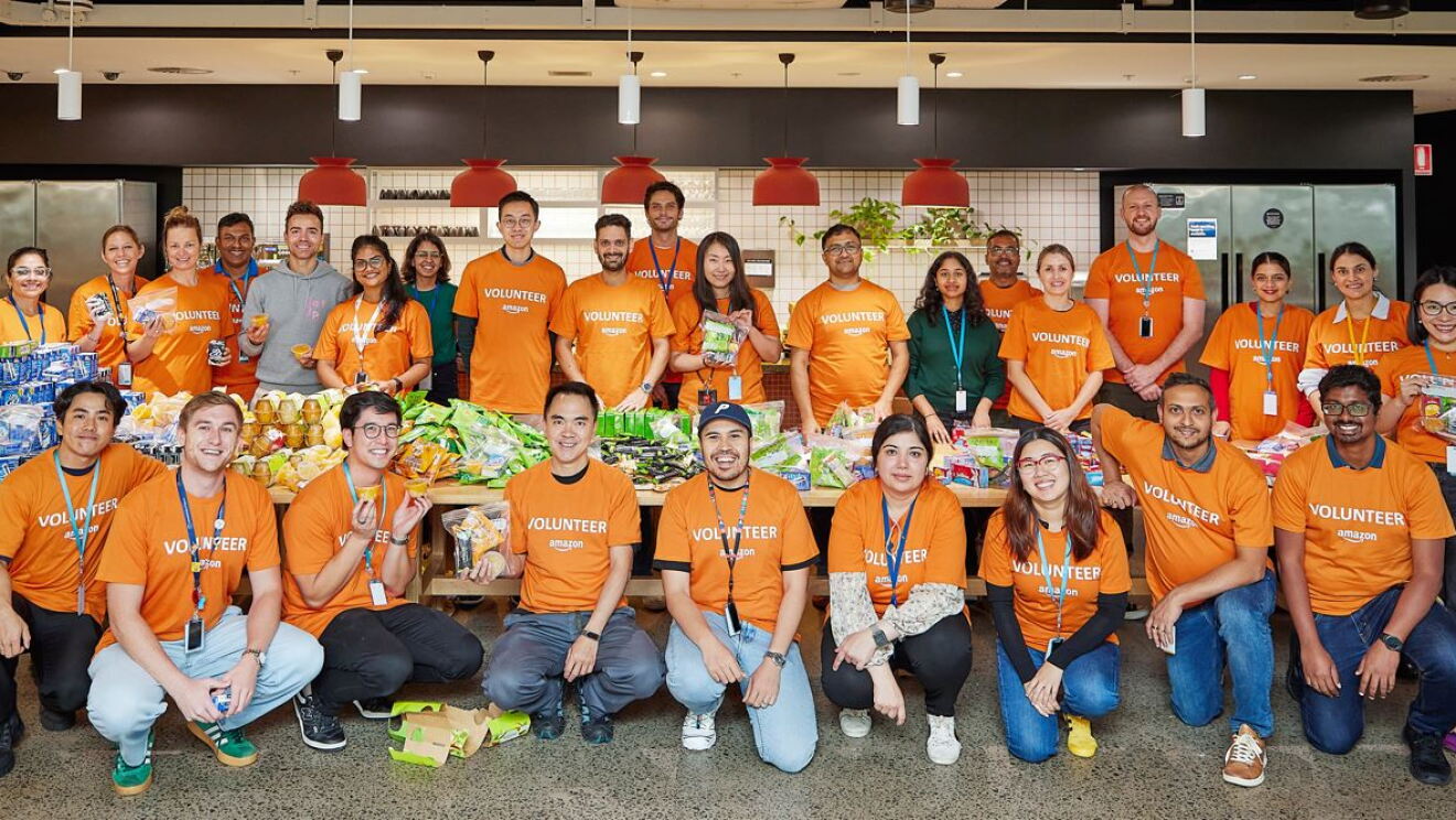 Amazon volunteers group photo 