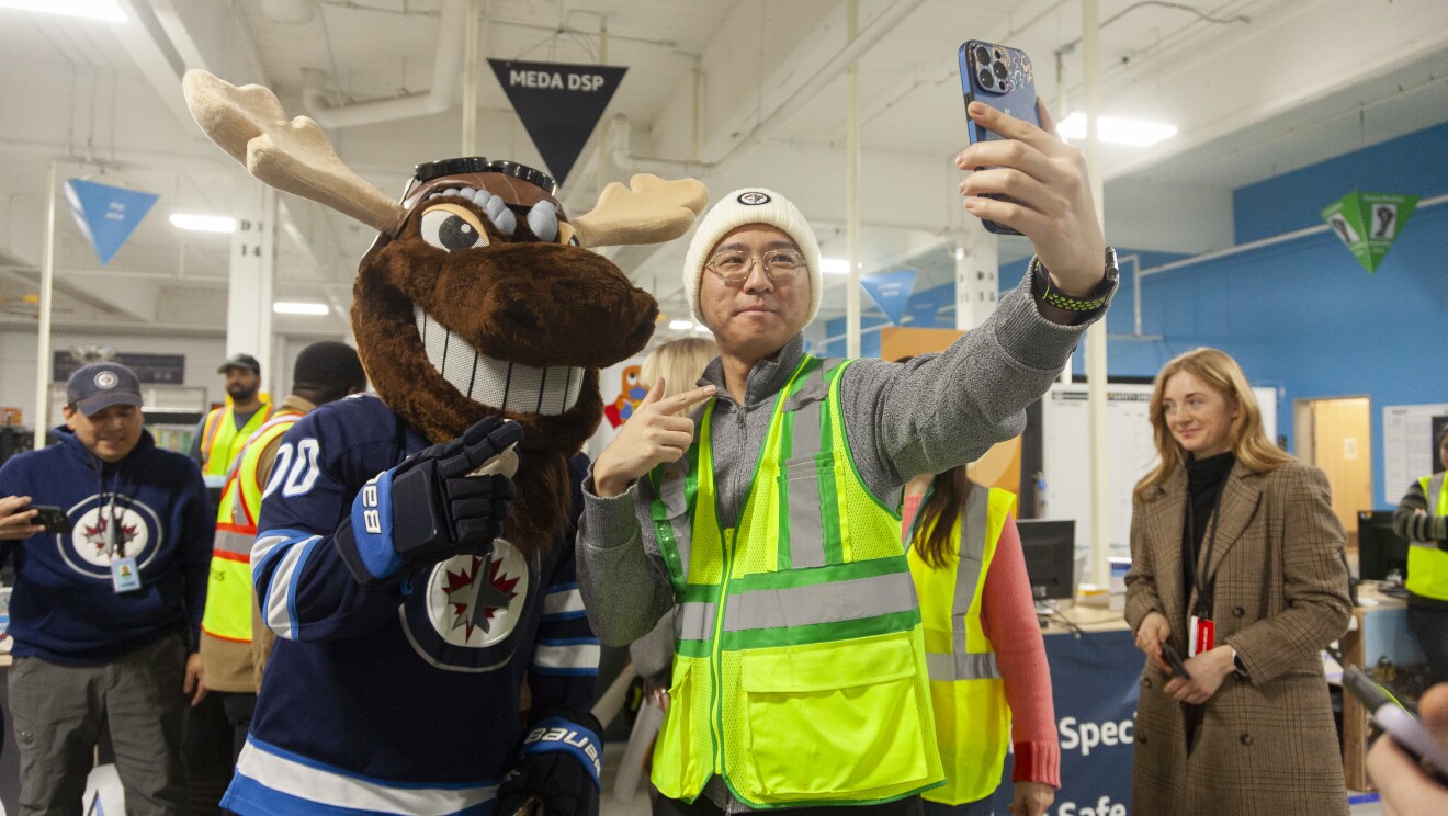 AA with Mick E Moose