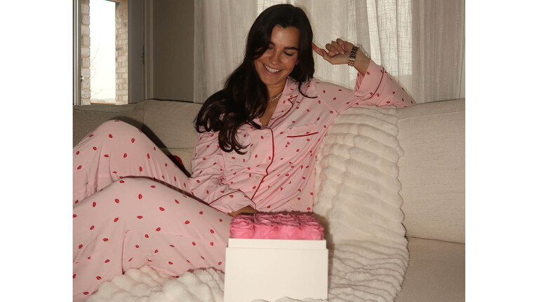 An image of a Valentine’s Day product available on Amazon recommended by lifestyle influencer Ashlan Sorenson.
