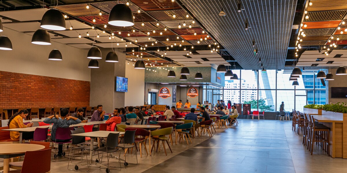 Amazon employee back to office employee transition plan from home to