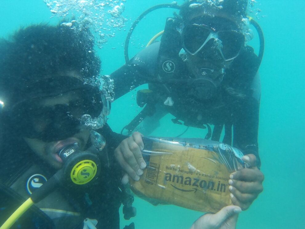 Underwater1._CB1198675309_.JPG