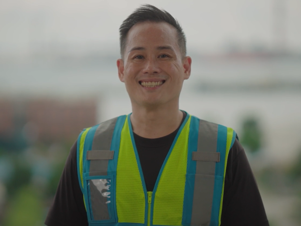 Hector, Amazon Flex Delivery Partner, Singapore 