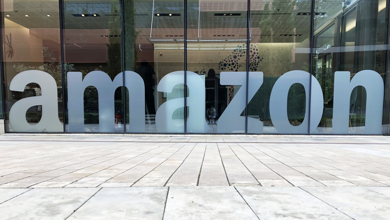 Amazon Hero Image Generic Clausen Office