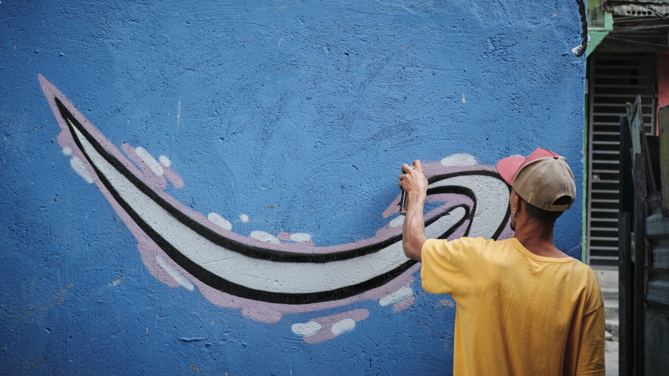 Grafite com o logo da Amazon