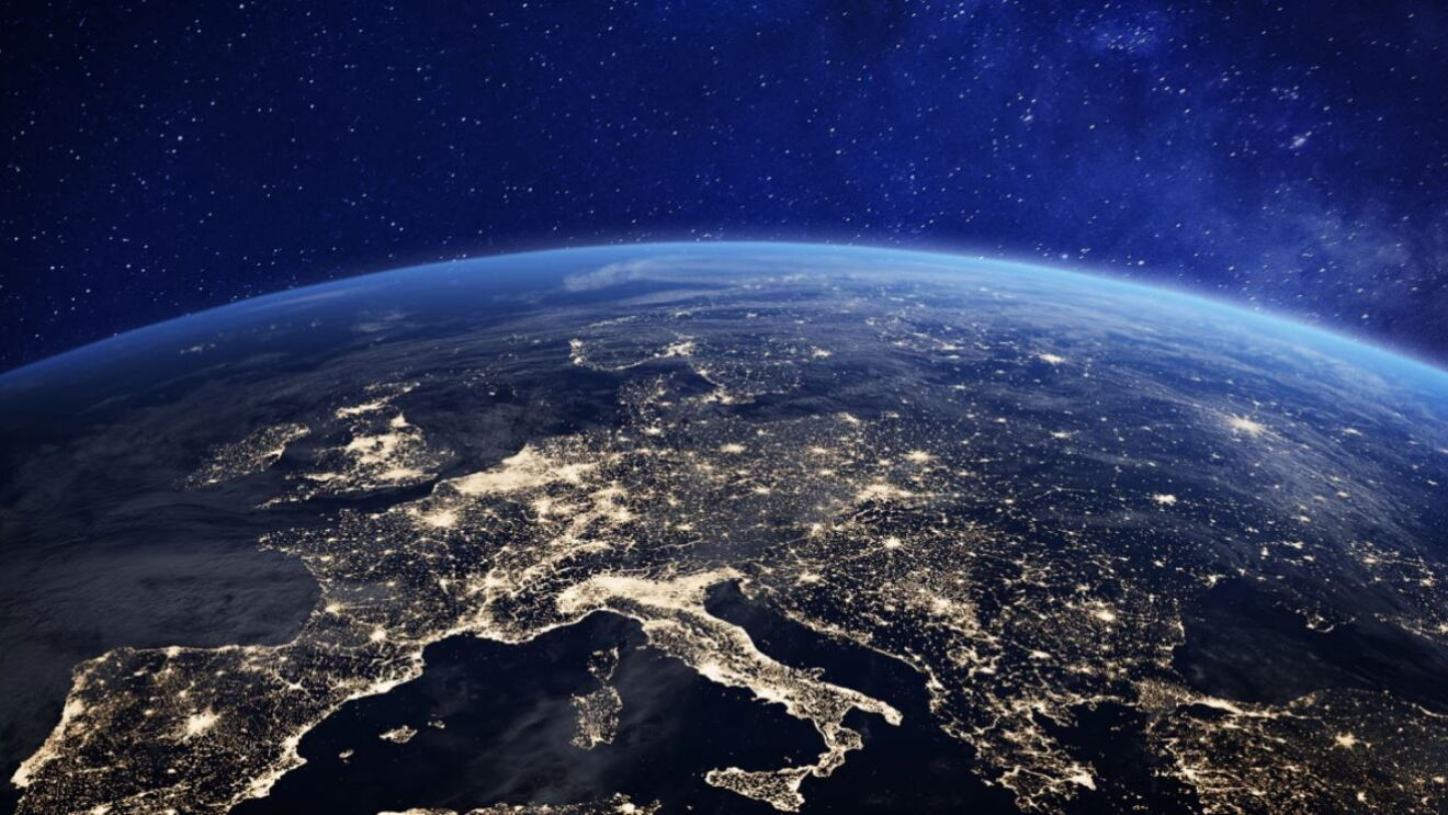 Die Weltkugel bei Nacht