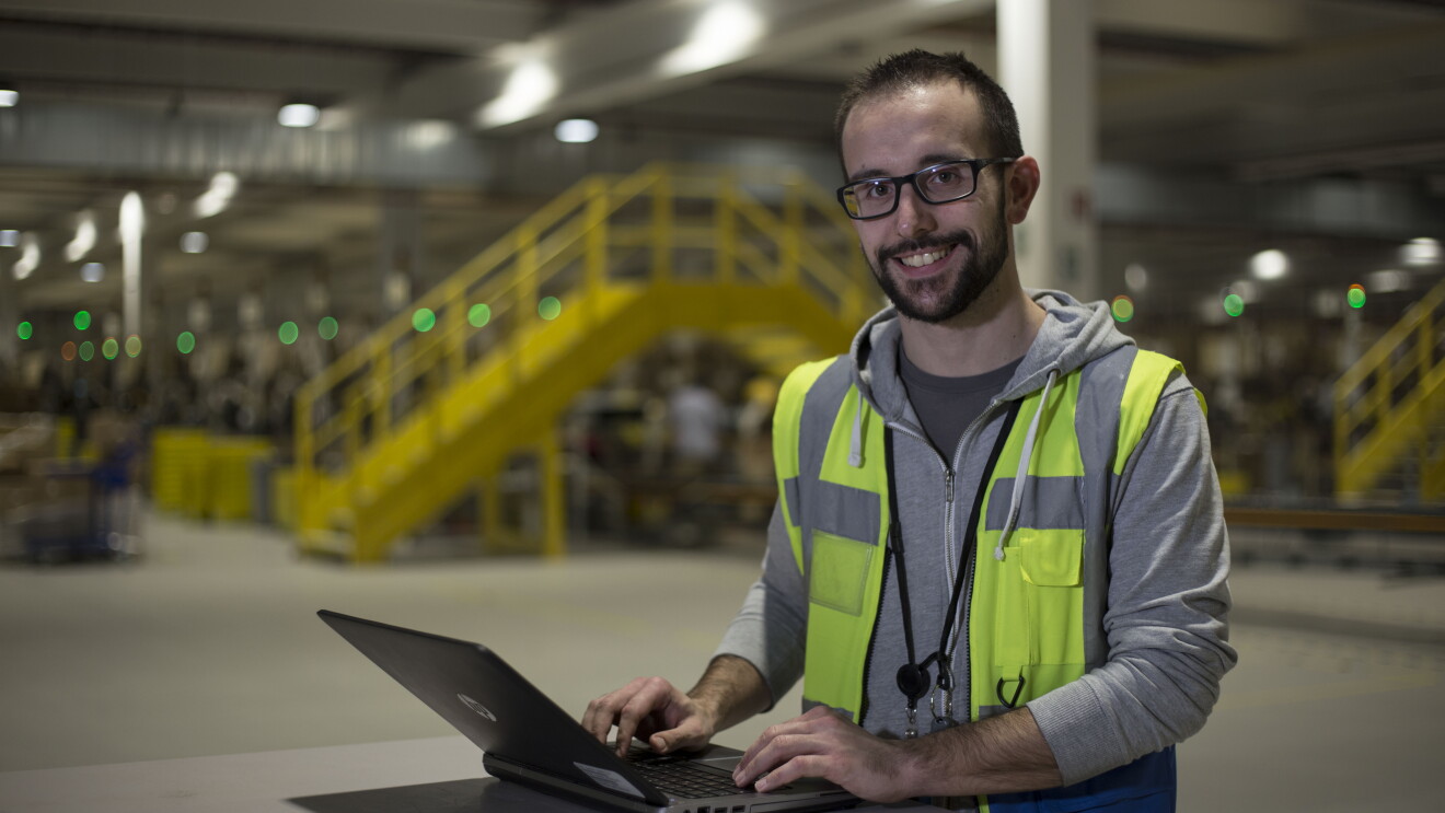 Riccardo Silva, Ops Manager presso il centro di distribuzione Amazon di Castel San Giovanni (PC)