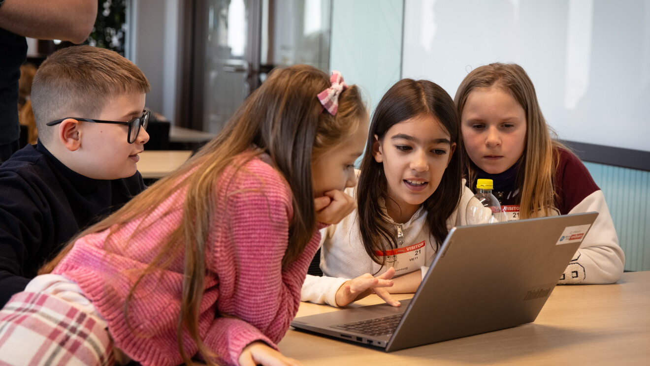 In ganz Europa fanden im Rahmen von Meet and Code insgesamt 1.000 kostenlose Workshops und Schulungen für Kinder und Jugendliche statt. 