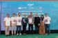 Amazon representatives with the GUINNESS WORLD RECORDS at the award ceremony