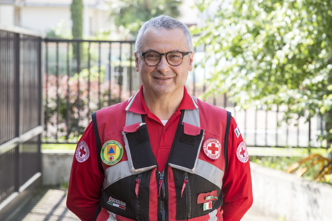 Antonio Tagliente, volontario di Croce Rossa Italiana, in divisa