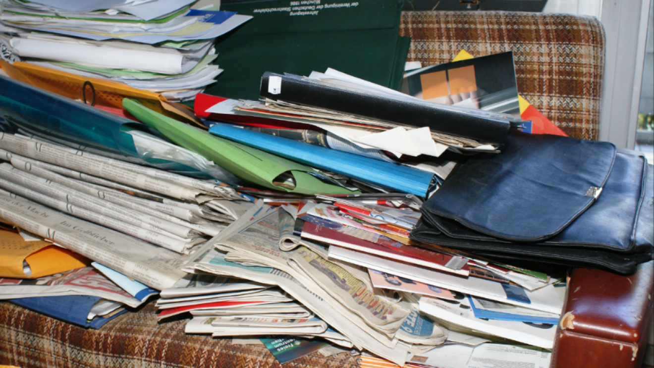 Chaos in der Wohnung eines Messies