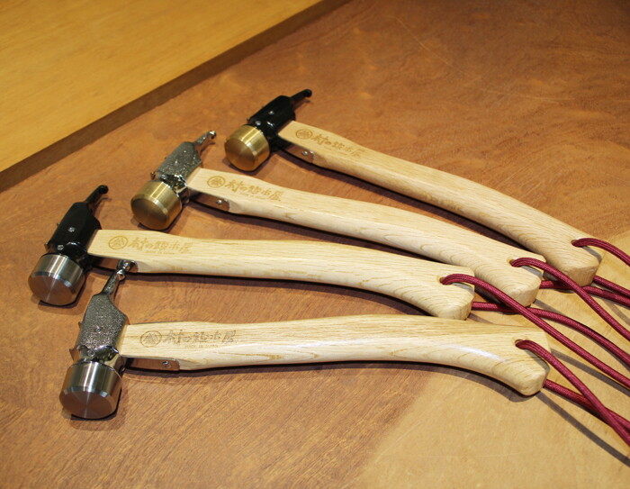 職人技と遊び心から
生まれた新製品