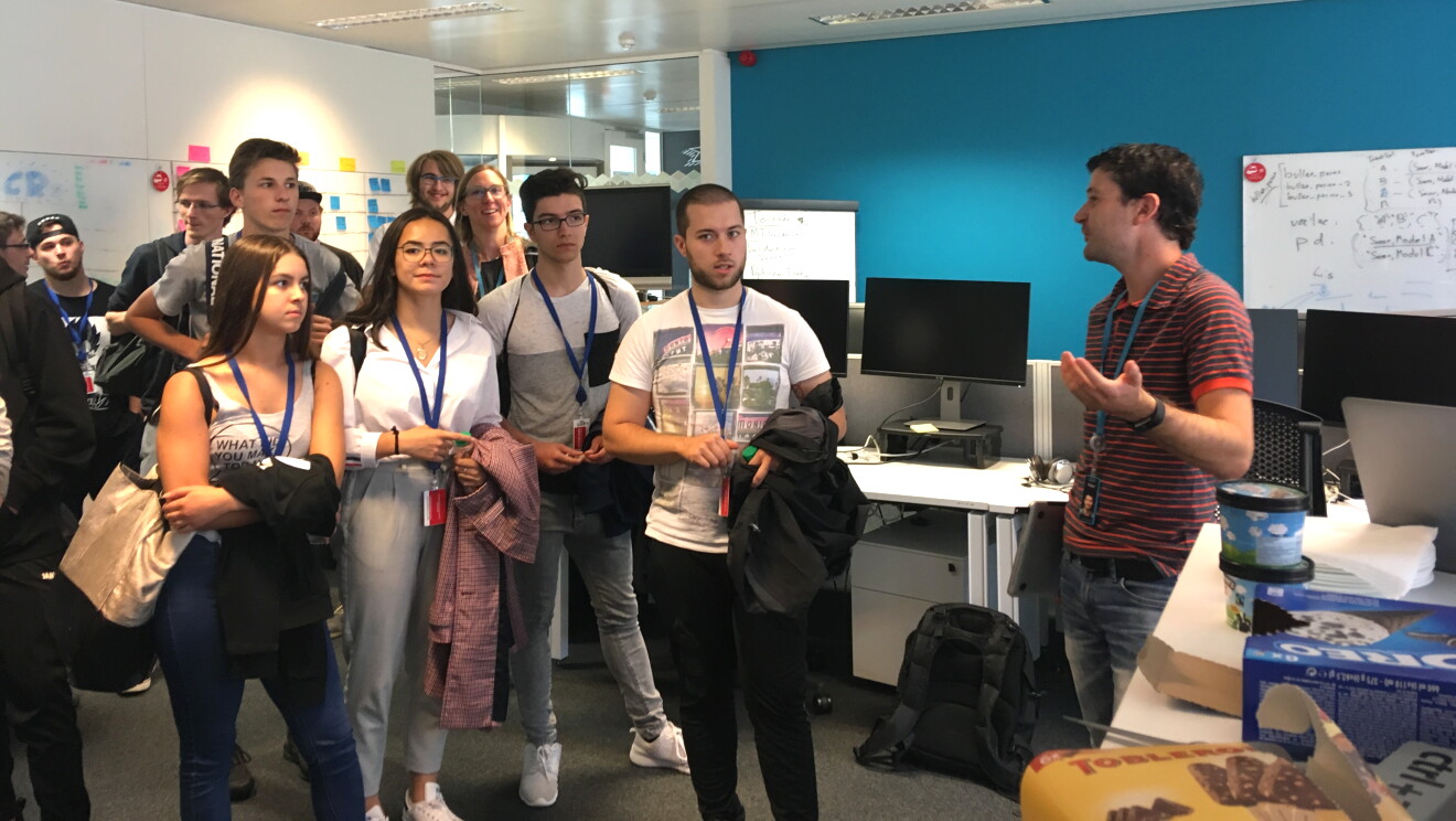 Lenster Lycee students are touring Amazon EU HQ in Kirchberg