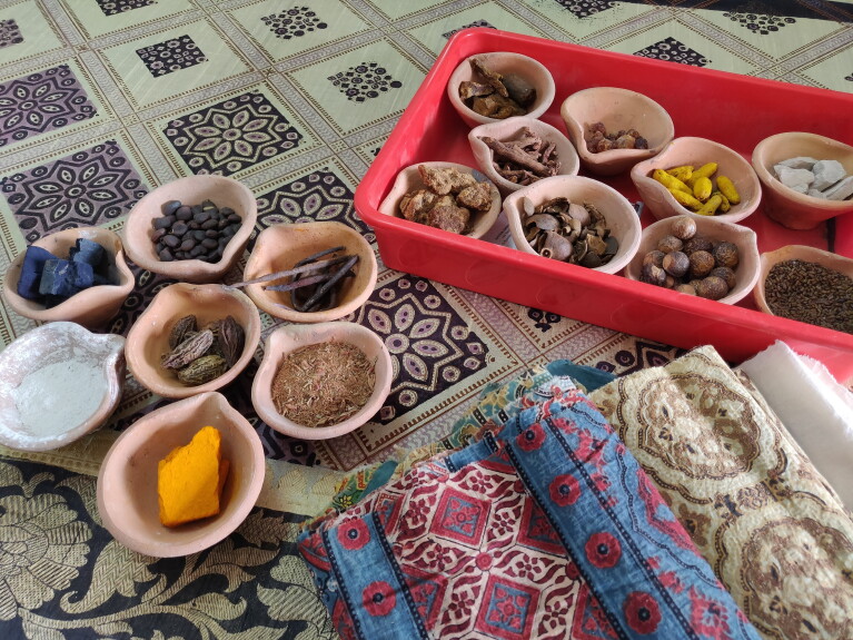 Natural Ingredients in Ajrakh