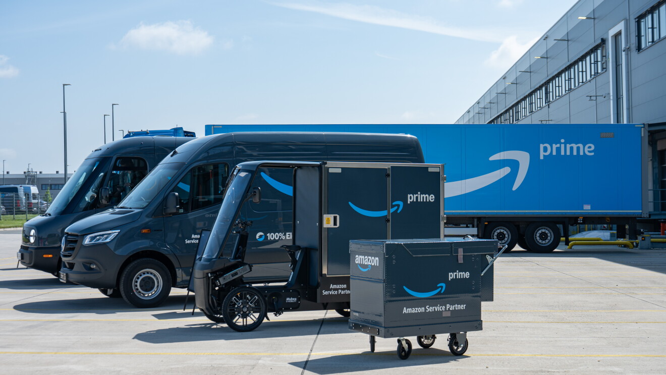 Amazon showcases zero-exhaust-emission vehicles at Delivering the Future event in Dortmund - the fleet 