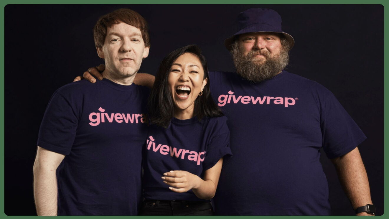 Michelle Tirabudi (Centre) CEO & Founder of Givewrap