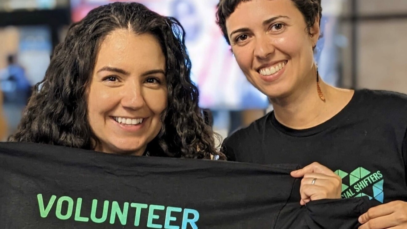 Amazon employees volunteer at the Global Innovation Challenge 2023
