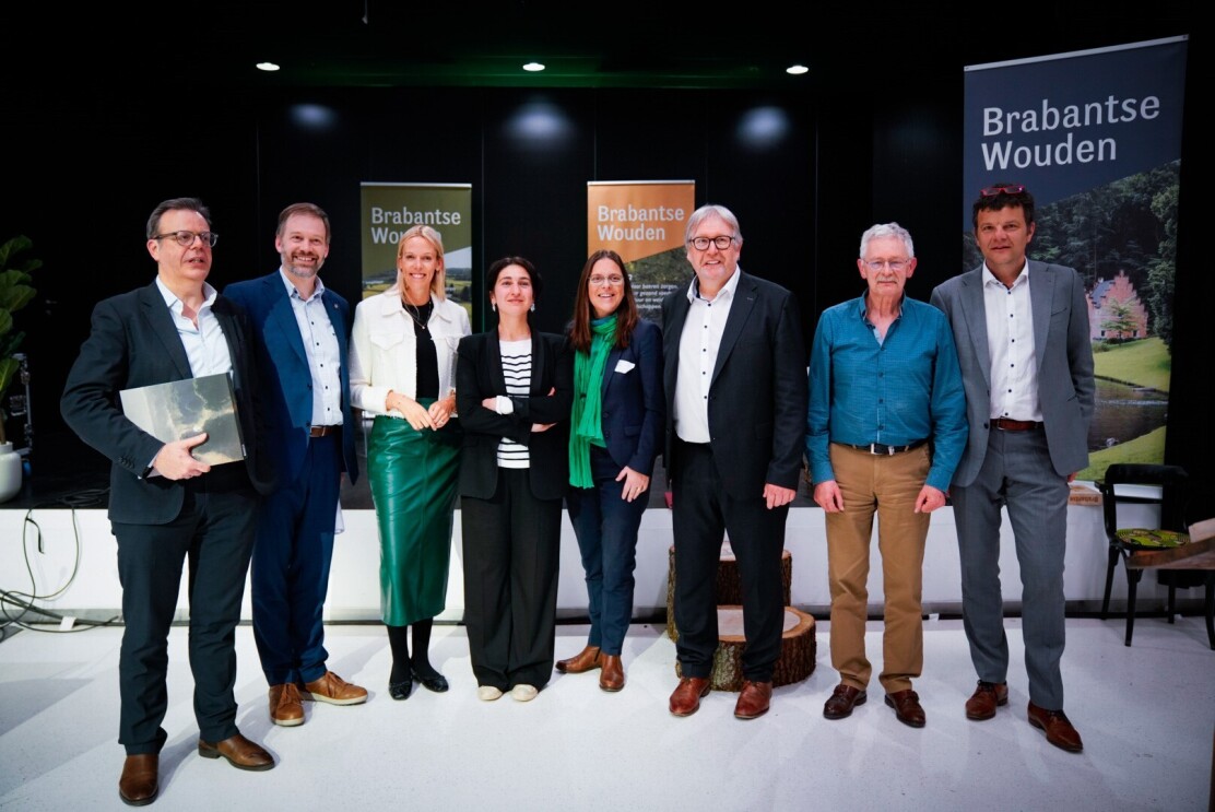 Photo équipe BW.jpg