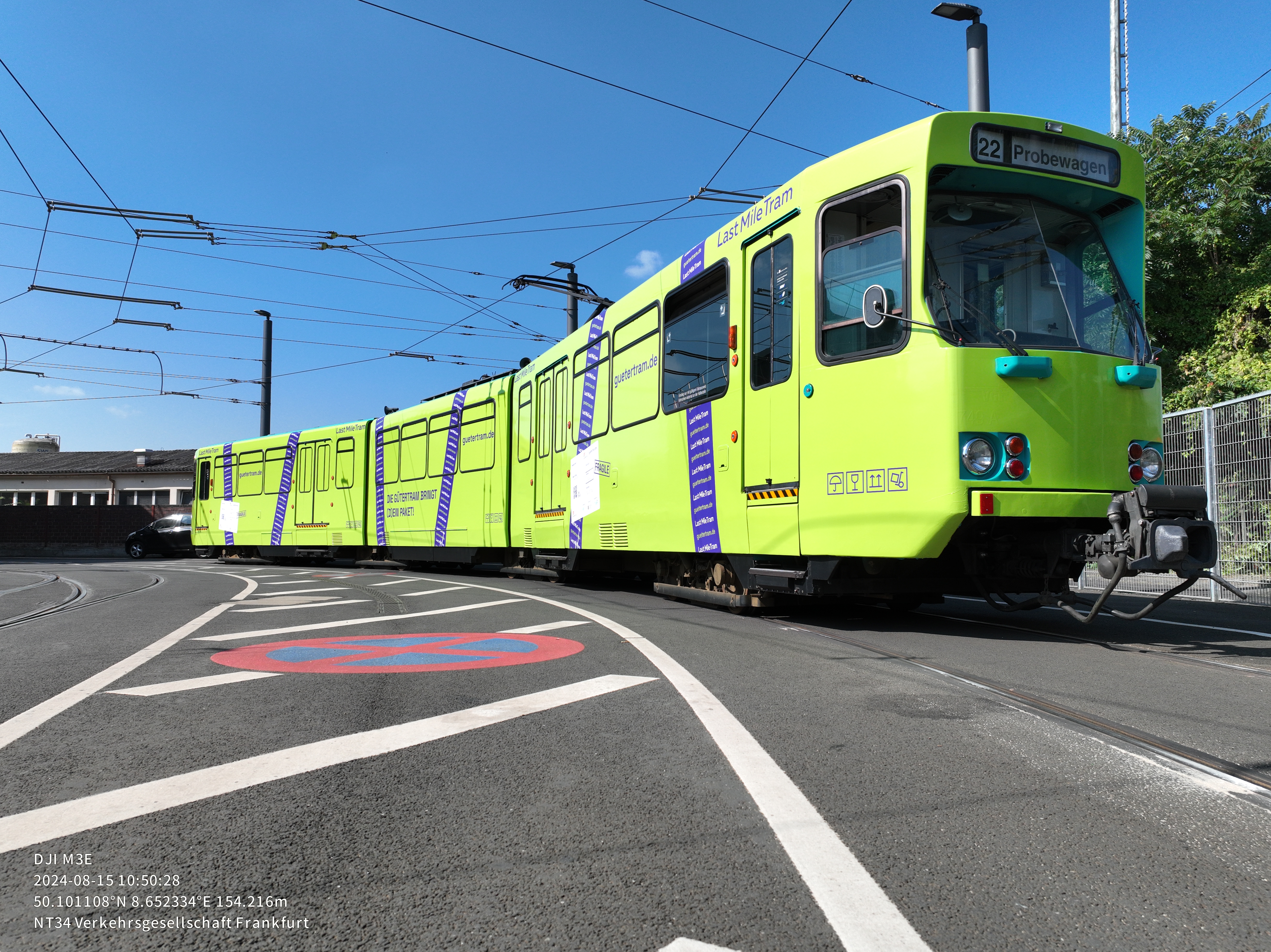 Amazon nutzt die „LastMileTram“ für den emissionsfreien Transport auf der letzten Meile