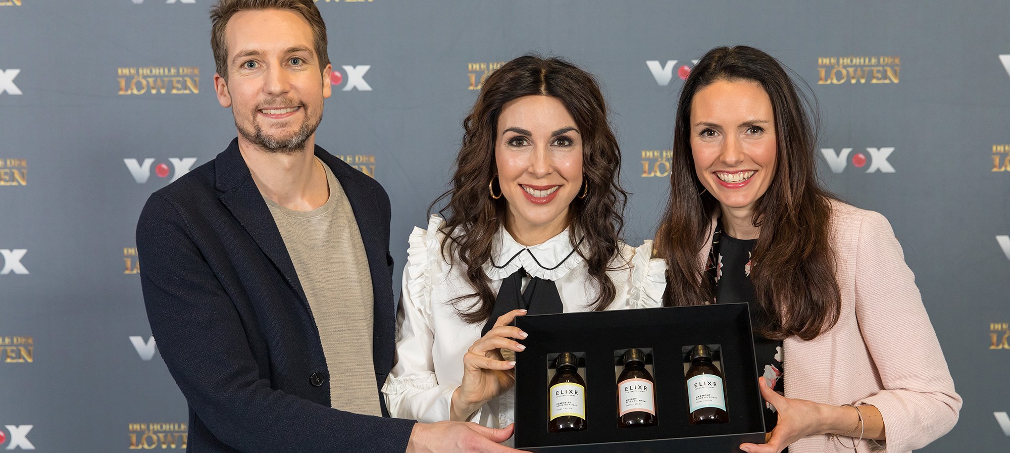 Judith Williams mit den Gründeren von Elixir